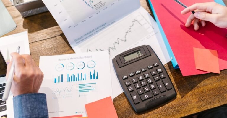 Scaler sa Boutique en Ligne : Stratégies pour Atteindre le Million avec des KPI chiffrés et une feuille de route par paliers (sans cramer ta marge)